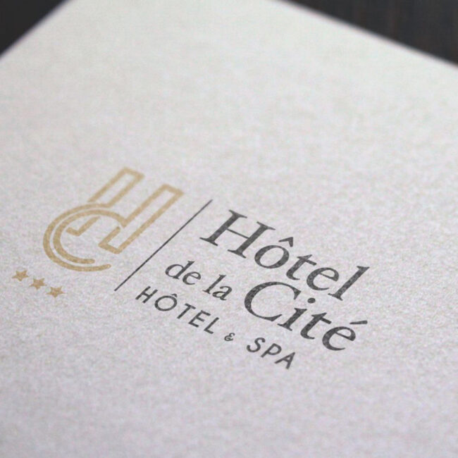 Mockup Logo Hotel de la Cité Guérande